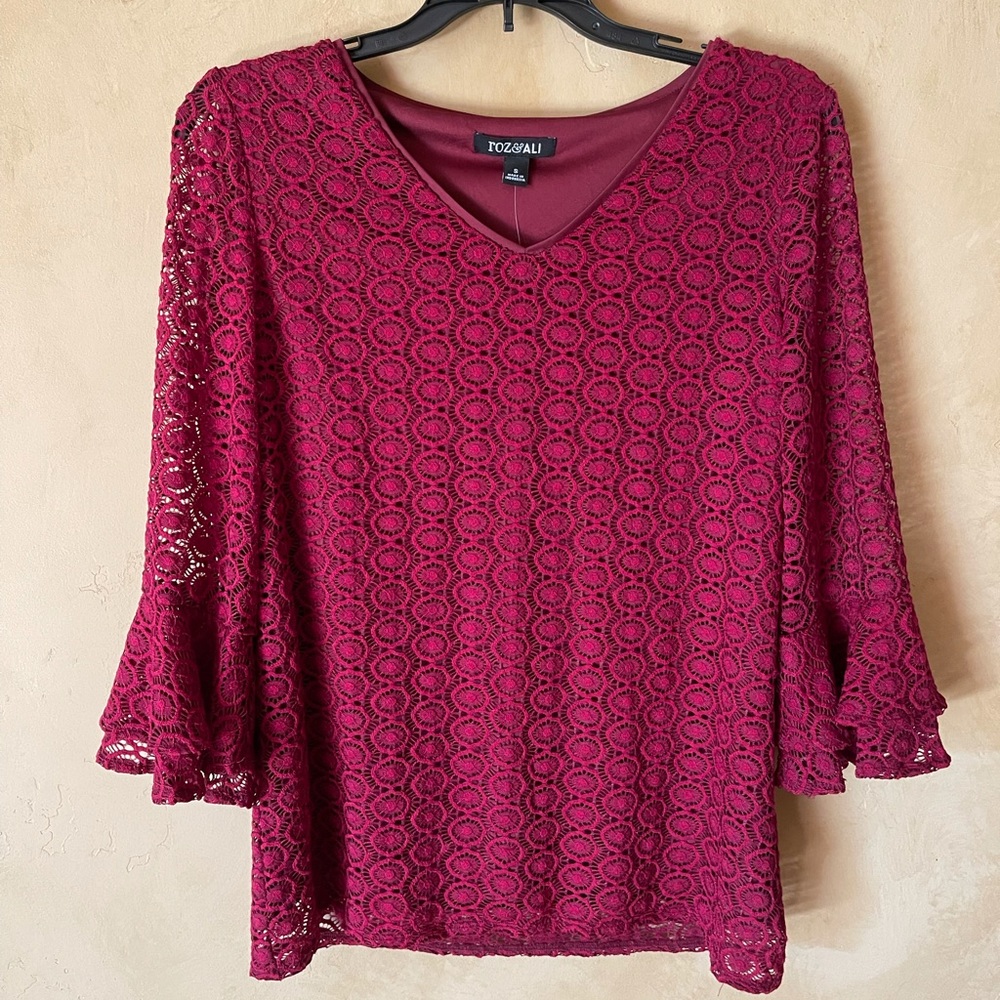 NWT Dressbarn Small Women’s Maroon/Wine Top